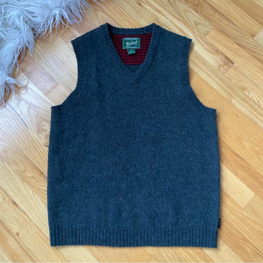 Woolrich Heather Charcoal V-Neck Wool Sweater Vest